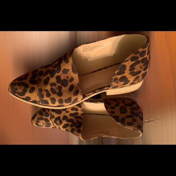 beast fashion Shoes - Beast Fashion Leopard Print Cutout Slip On shoe